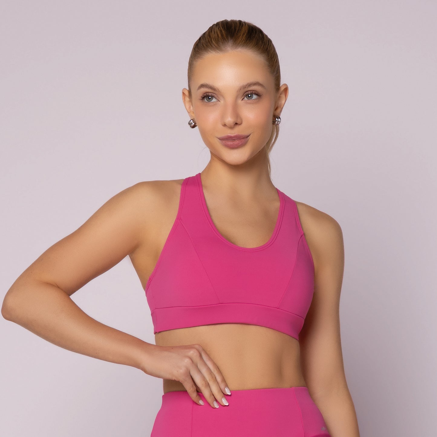 TOP COM BOJO E RECORTE - FITNESS