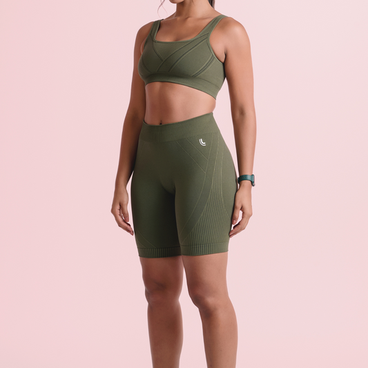 Bermuda Lupo AF Max Lupo